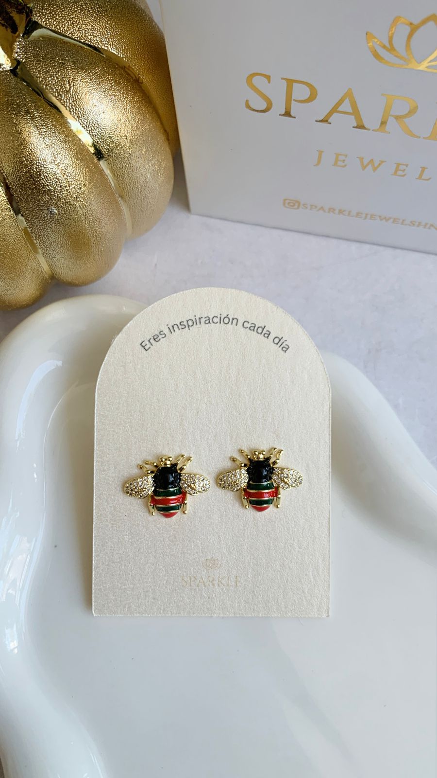 Small Bee