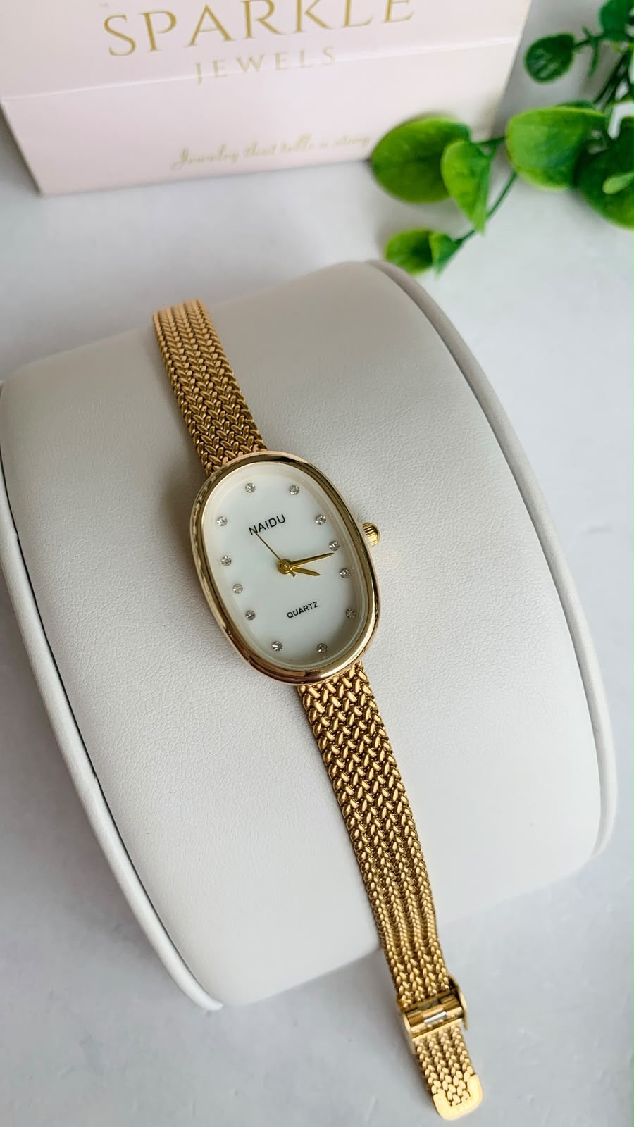 Golden luxe