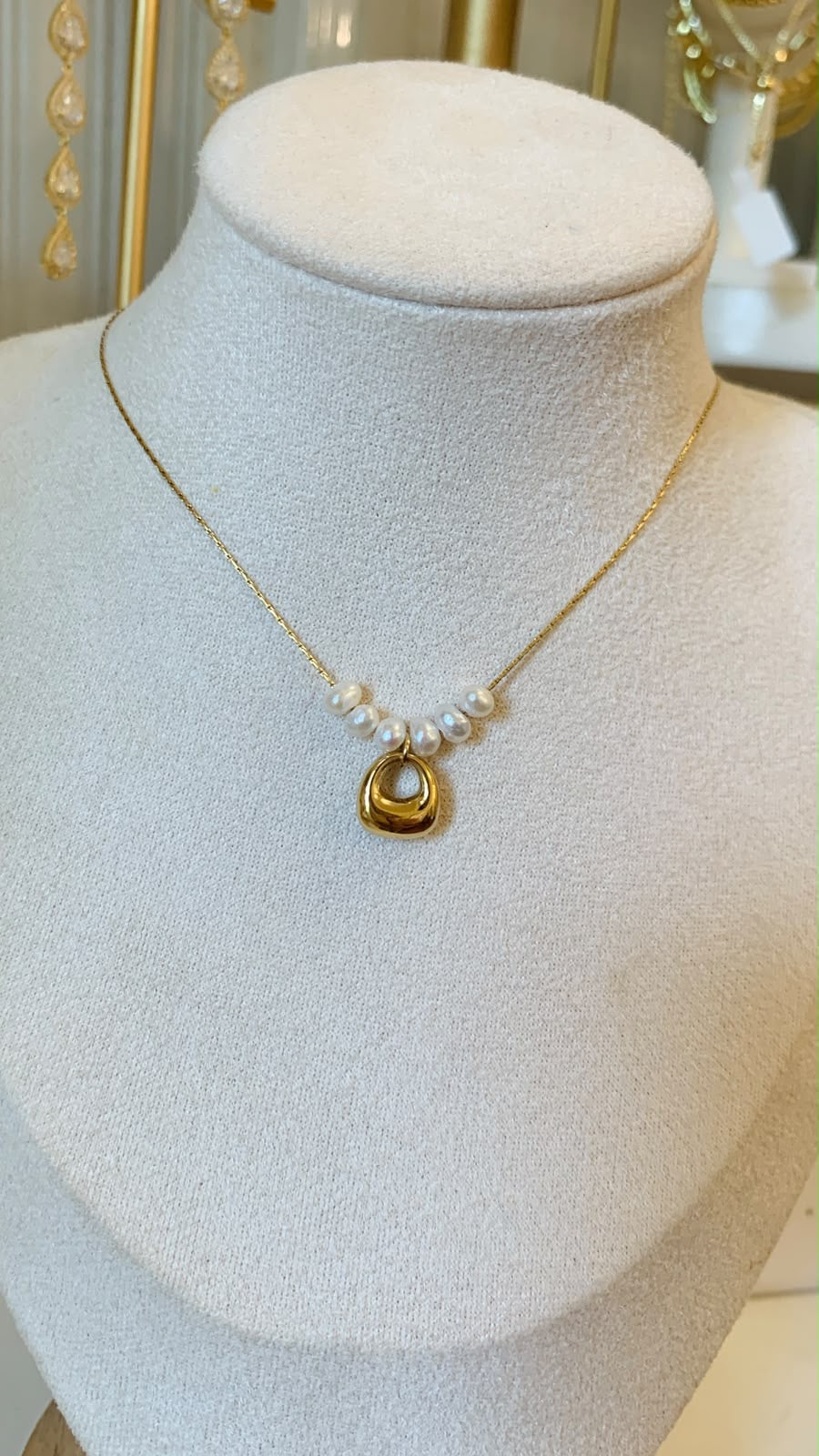 Pearl Necklace