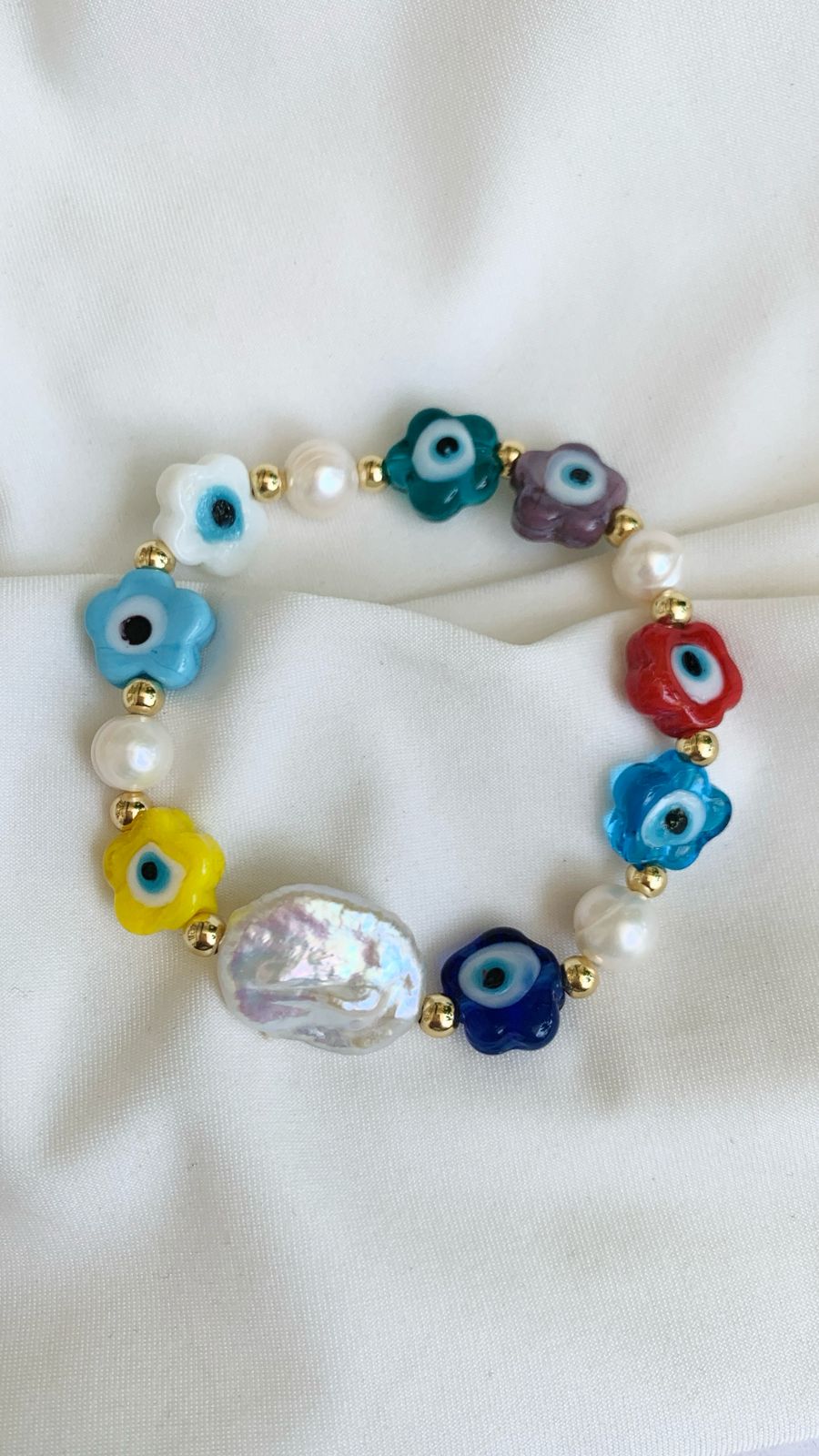 Flowered Eye Bracelet
