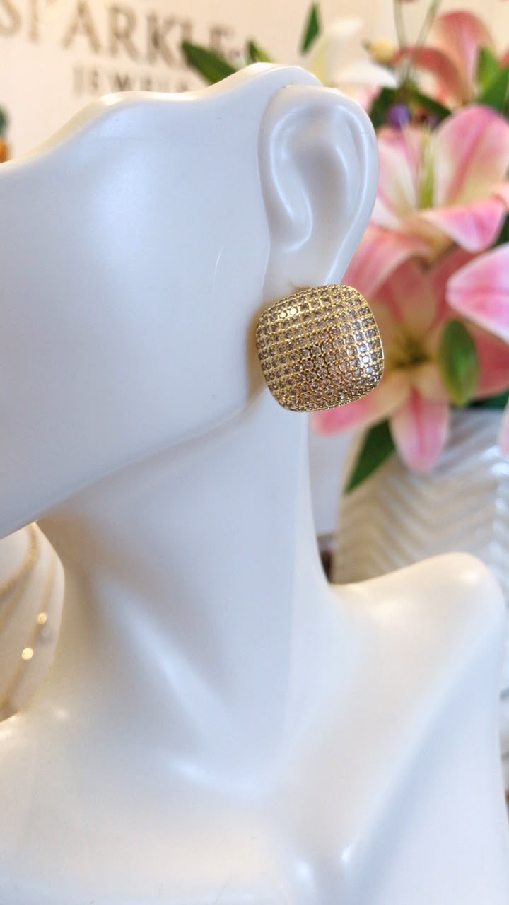 Pave Small Stud