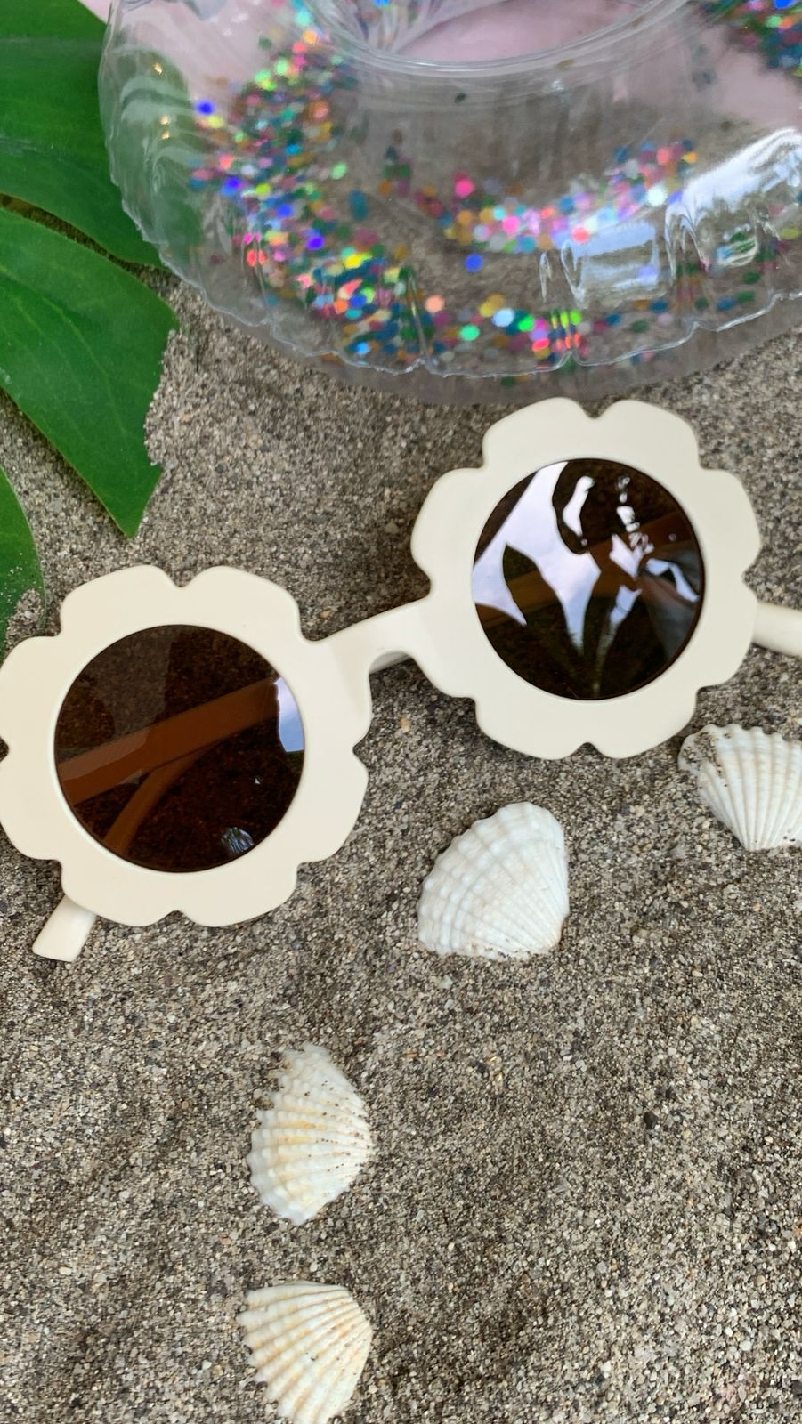Round Flower Sunglasses
