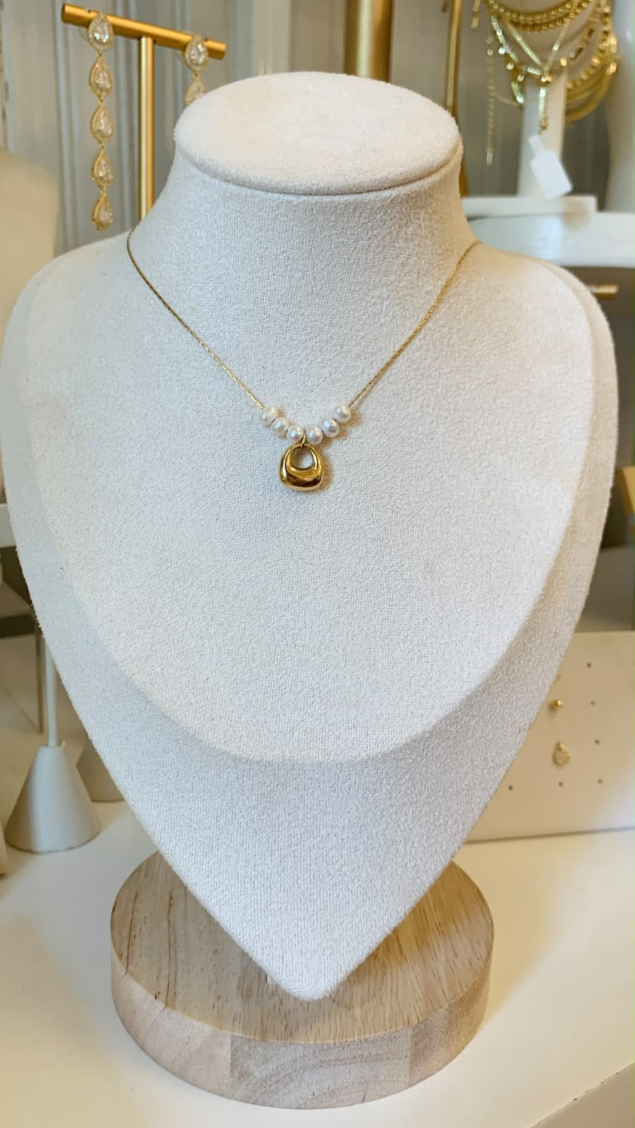 Pearl Necklace