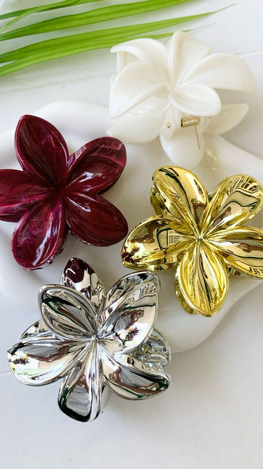 Elegant Flower Hair Clips