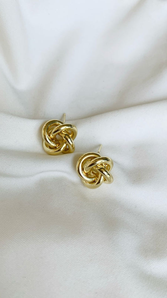 Golden Knots