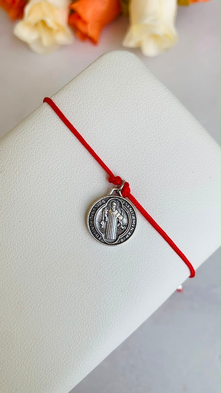 San Benito- Red String