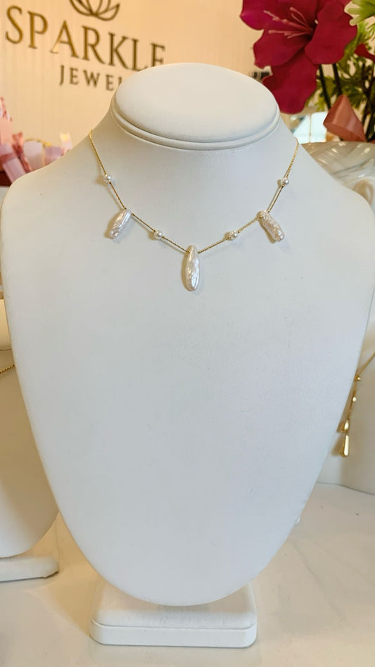 Water Pearl Necklace